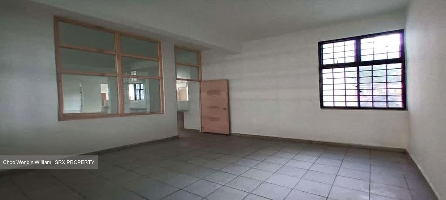 Yishun Avenue 5 (D27), Shop House #605824631